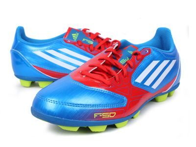 足球鞋